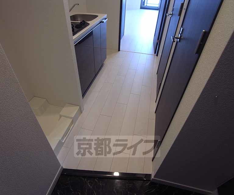 その他部屋・スペース　明るい廊下です。