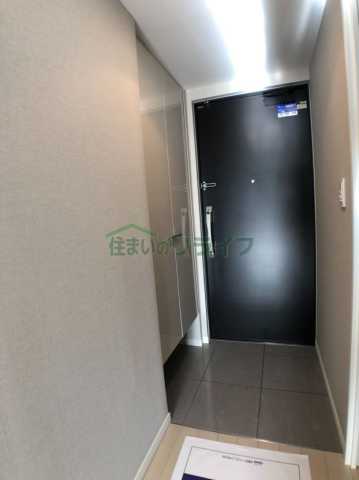 玄関　レジディアタワー上池袋
