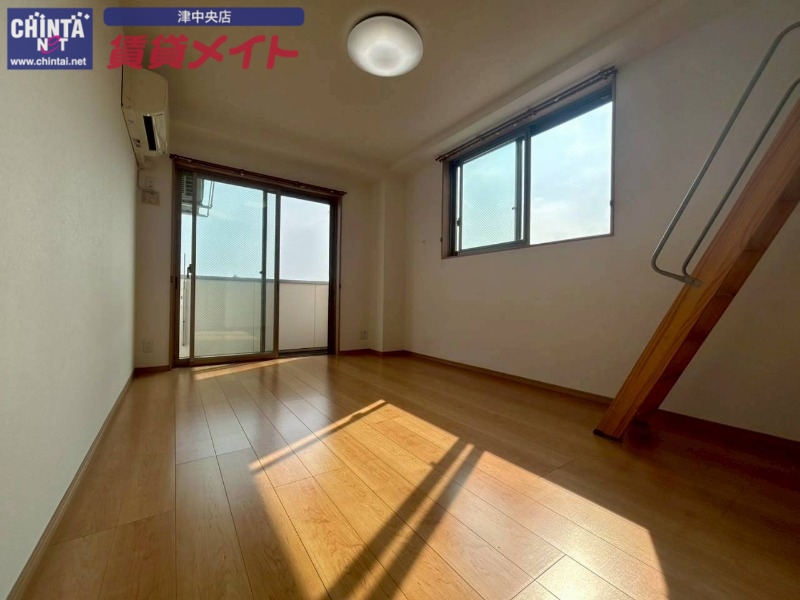 その他部屋・スペース　反転タイプ参考写真