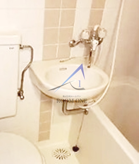 洗面設備　洗面台です。