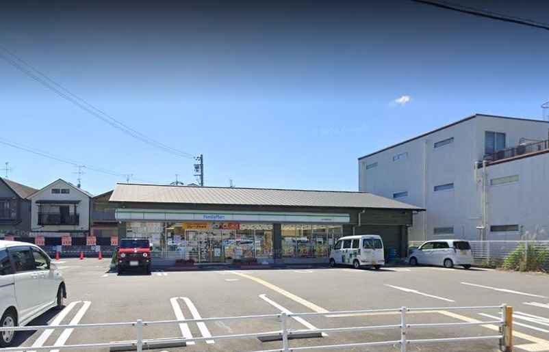 コンビニ　ファミリーマート 西京御陵溝浦店（コンビニ）まで95m
