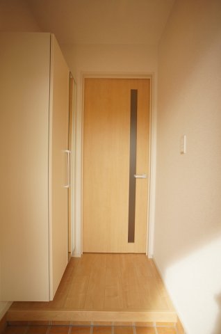 玄関　落ち着いた玄関です