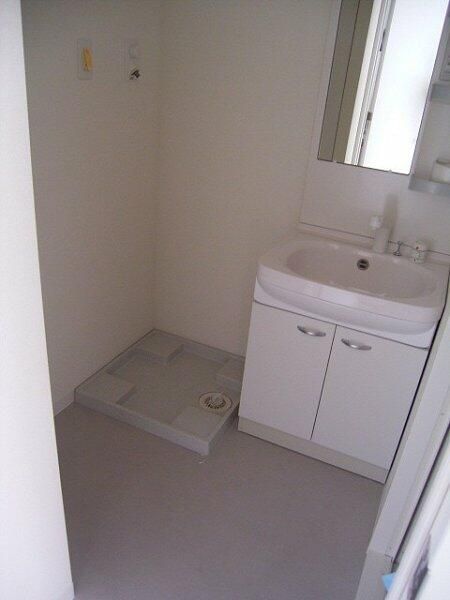 洗面設備　別部屋参考写真