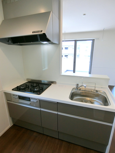 キッチン　★ガス３口グリル付システムキッチン★