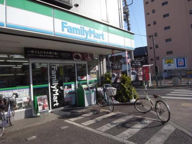 コンビニ　ファミリーマート小金井桜町店（コンビニ）まで683m
