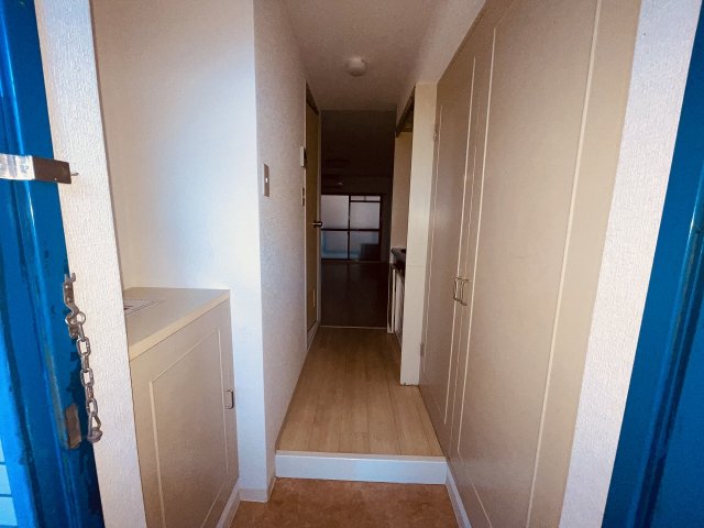 玄関　シンプルで使いやすい玄関です