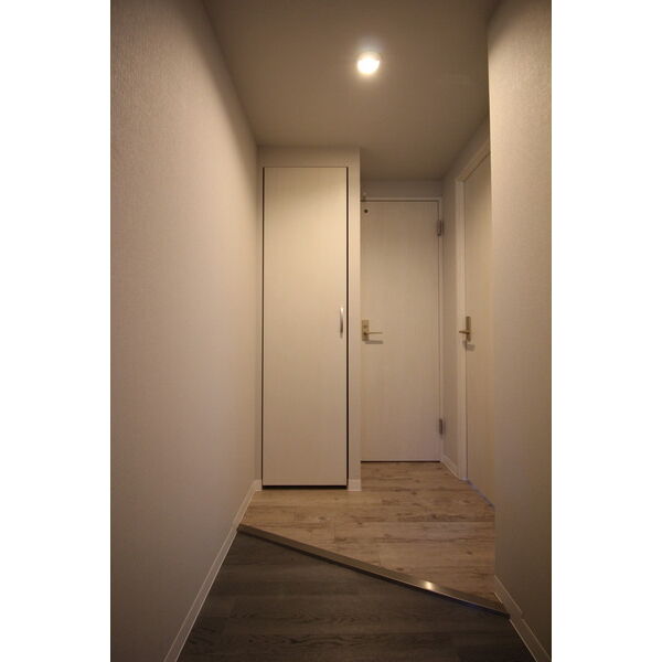 玄関　広々とした玄関です！