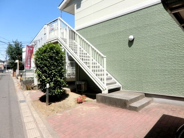 エントランス　建物エントランス。