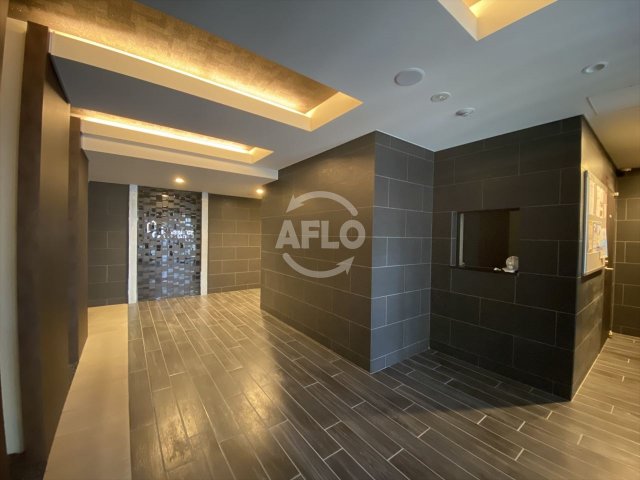 ロビー　プレサンス上町台クレスト　ロビー