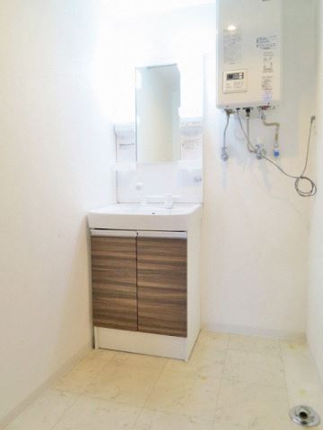 洗面設備　シャンプードレッサー