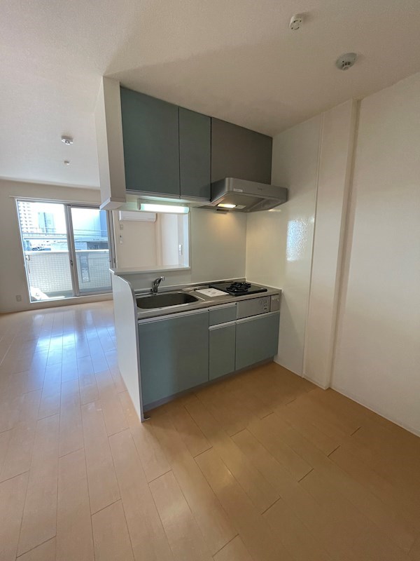 キッチン　コンロ付きシステムキッチン