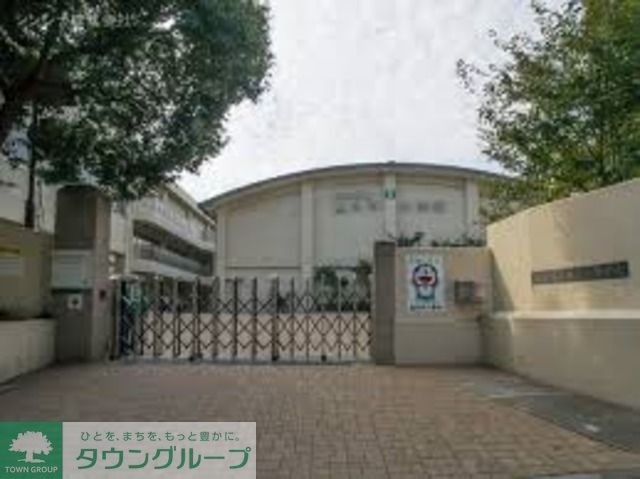 小学校　杉並区立高井戸小学校（小学校）まで190m