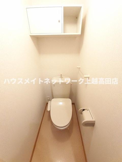 トイレ　温水洗浄暖房便座