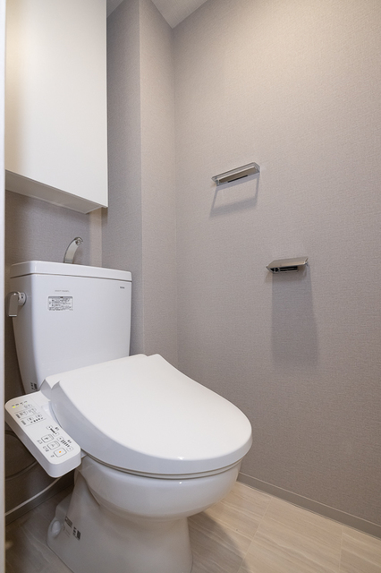 トイレ　※写真は同タイプ住戸です。