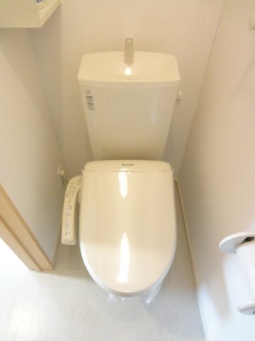 トイレ　トイレもきれいです