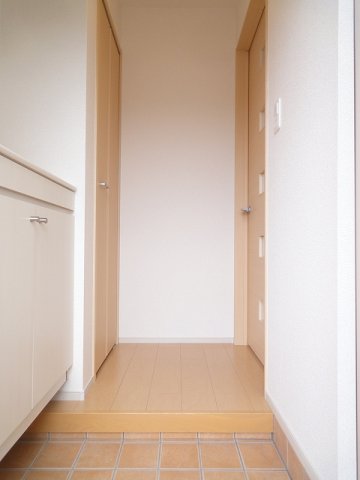玄関　シンプルで使いやすい玄関です