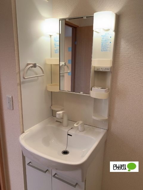 洗面設備　洗髪洗面化粧台