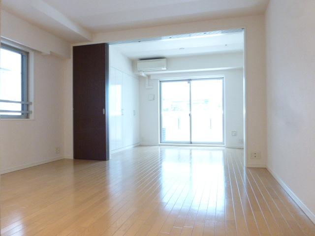 居室・リビング　居室