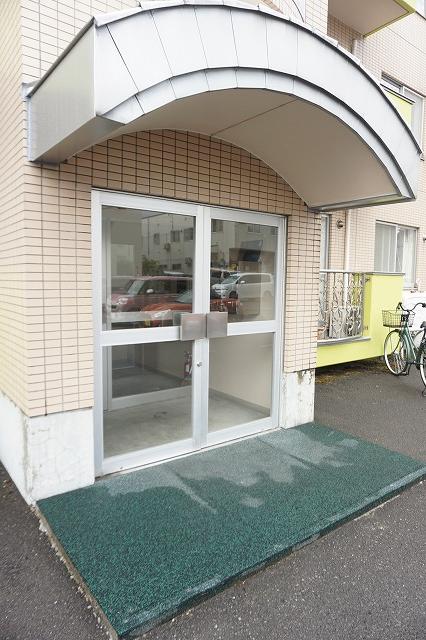 エントランス　エントランス