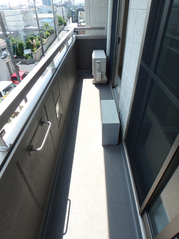 バルコニー　図面と現状に相違がある場合には現状を優先