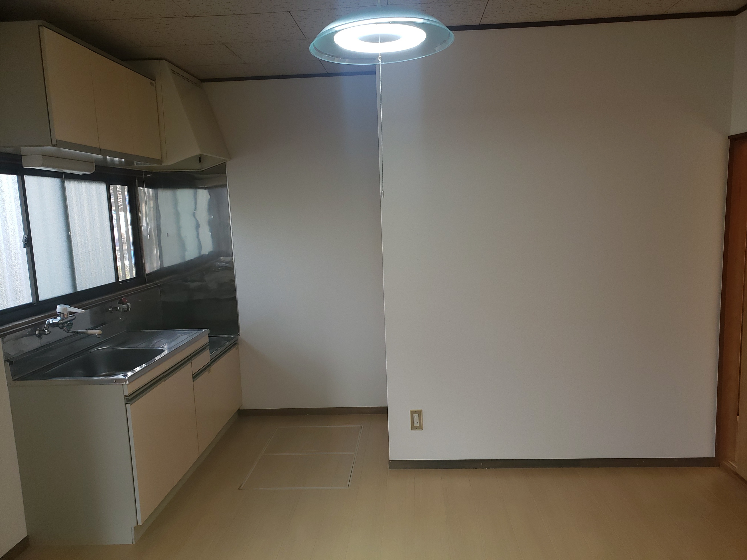 ハイツ神山1号棟の内装写真