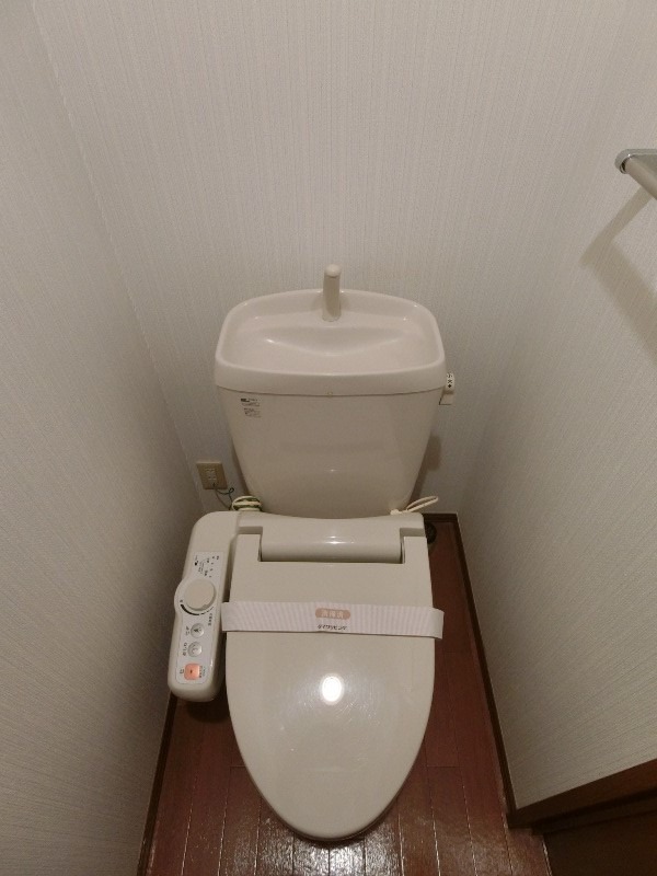 トイレ　図面と現状に相違がある場合には現状を優先