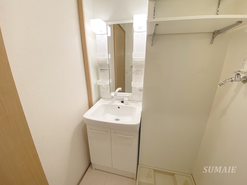 洗面設備　独立洗面台です☆