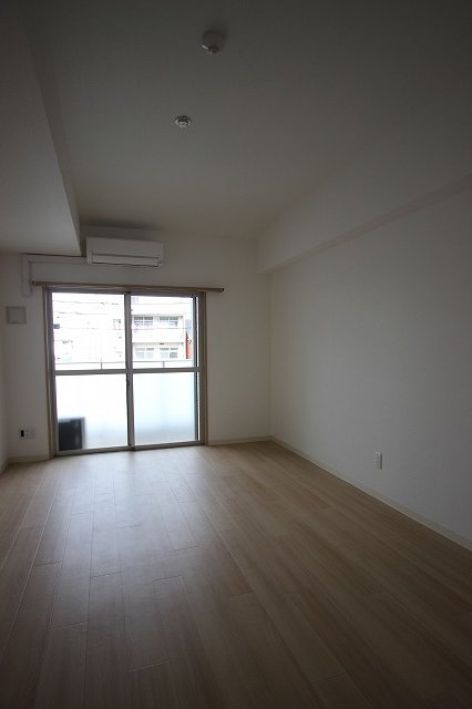 その他部屋・スペース　同物件別号室のものです。