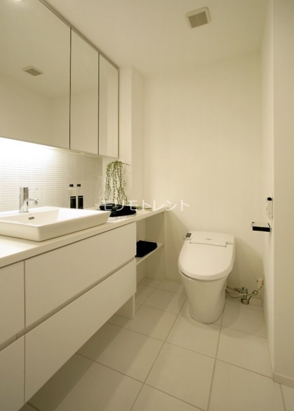 トイレ　別部屋参考写真