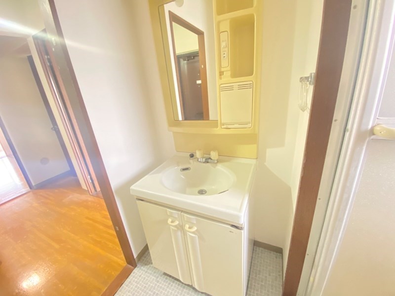 洗面設備　他部屋参照