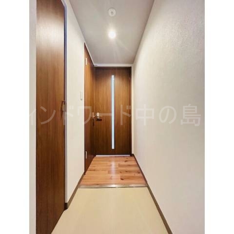 玄関　詳細は、ウィンドワード中の島店までご相談下さい。