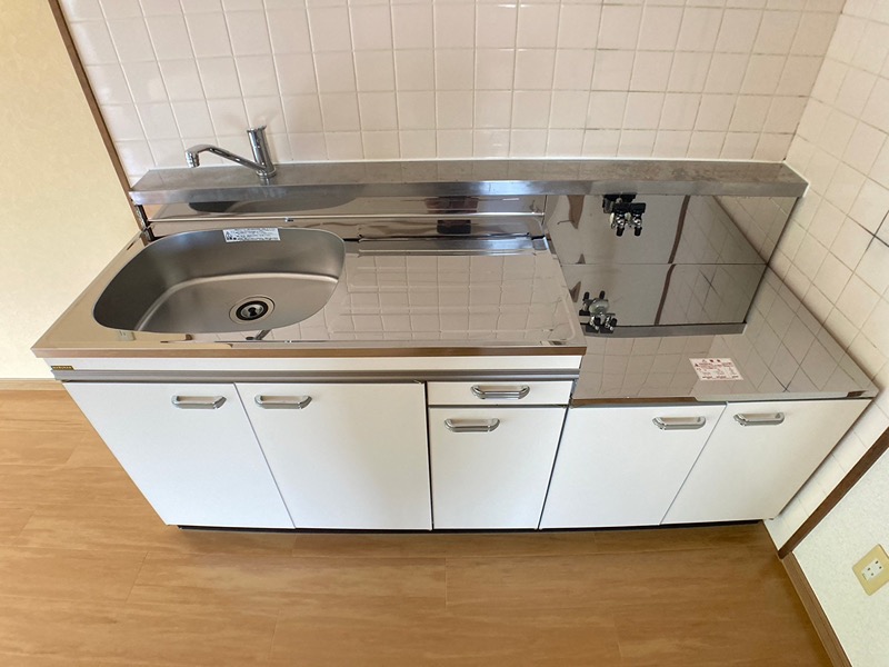 キッチン　※入居中につきイメージ。