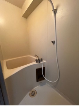 バス・シャワールーム　現状を優先します