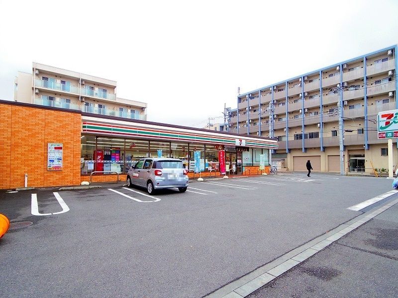 コンビニ　セブンイレブン 小金井梶野通り店（コンビニ）まで48m