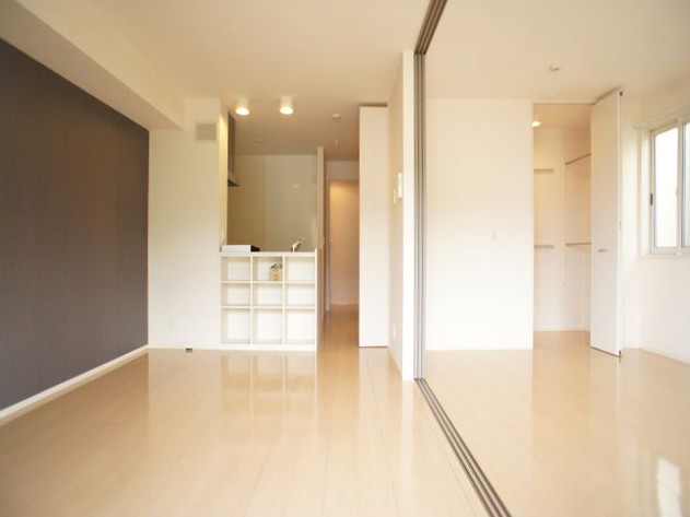 居室・リビング　快適に過ごせるエアコンが付いています♪