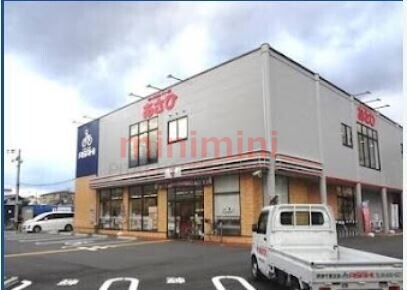 コンビニ　セブンイレブン摂津千里丘6丁目店（コンビニ）まで773m