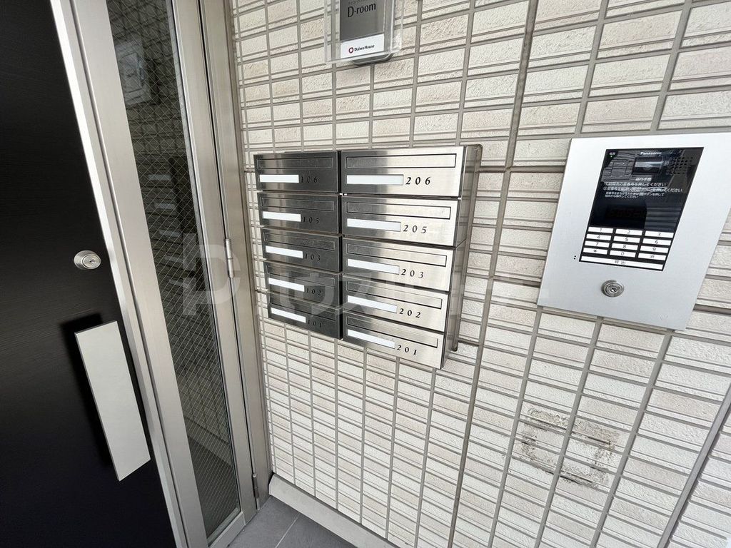 セキュリティ　エントランス