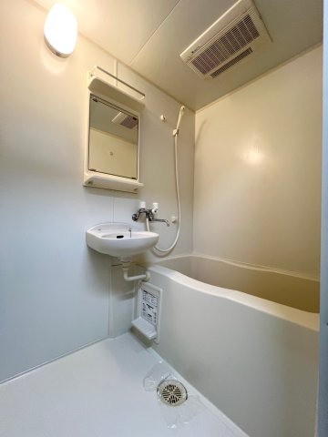 バス・シャワールーム　T.K.Bridge西新宿(同建物別室写真)