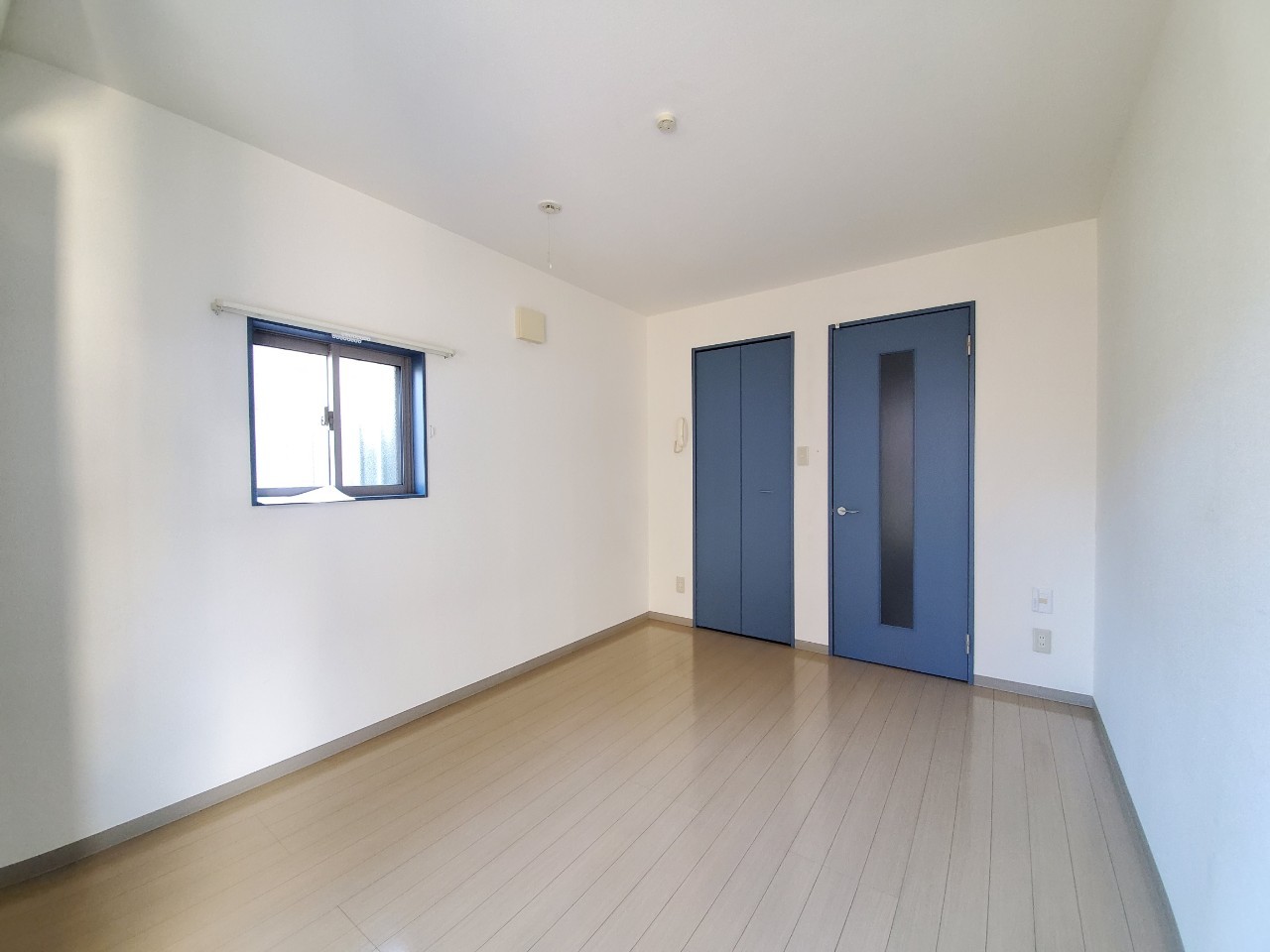 居室・リビング　T.K.Bridge西新宿(同建物別室写真)