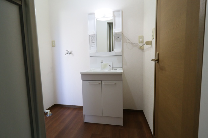 洗面設備　洗髪洗面化粧台