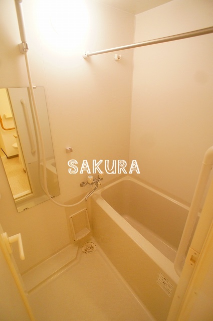 バス・シャワールーム　日々の疲れを癒すお風呂です♪