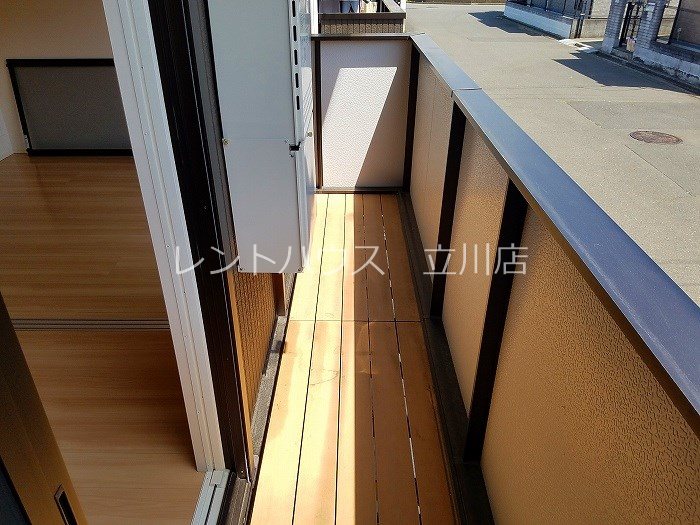 バルコニー　同建物同タイプ参考写真