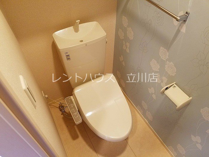 トイレ　同建物同タイプ参考写真