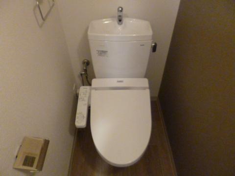 トイレ　シャワー付トイレ