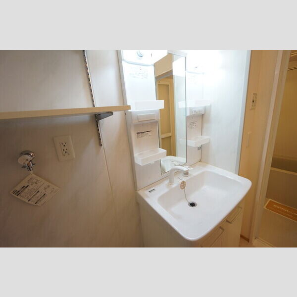 洗面設備　洗髪洗面化粧台