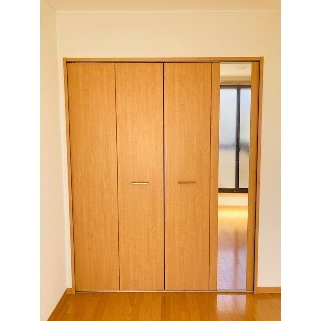 収納　クローゼット