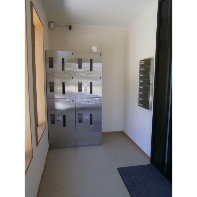 エントランス　オートロック・宅配ボックス