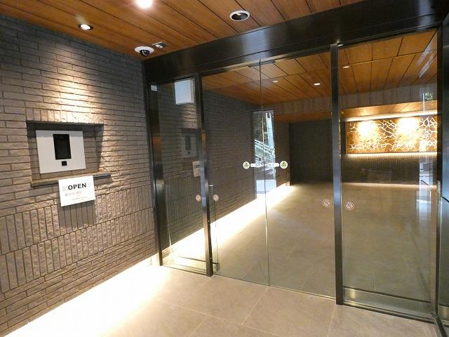 エントランス　エントランス