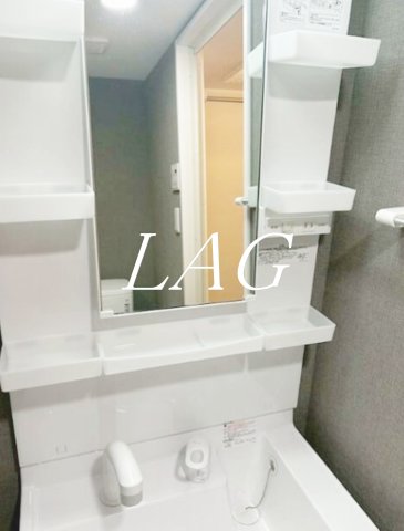 洗面設備　独立洗面台です。