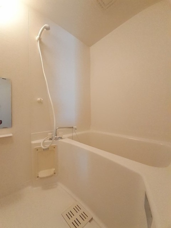 バス・シャワールーム　図面と現状に相違がある場合には現状を優先